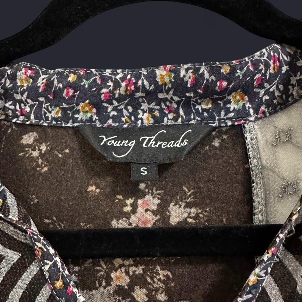 Young Threads Boho Patchwork Blouse Size Small Fe… - image 4